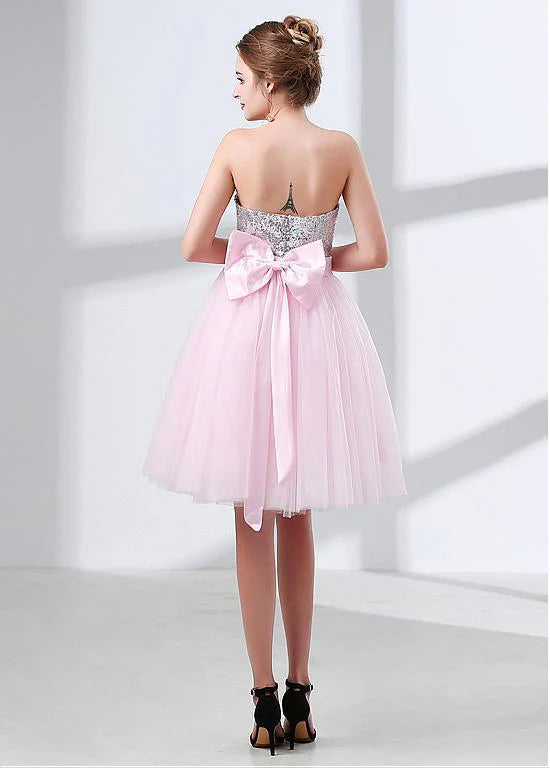 Delicate Sequin Lace & Tulle Sweetheart Neckline Short Length A-line Bridesmaid Dresses BD034