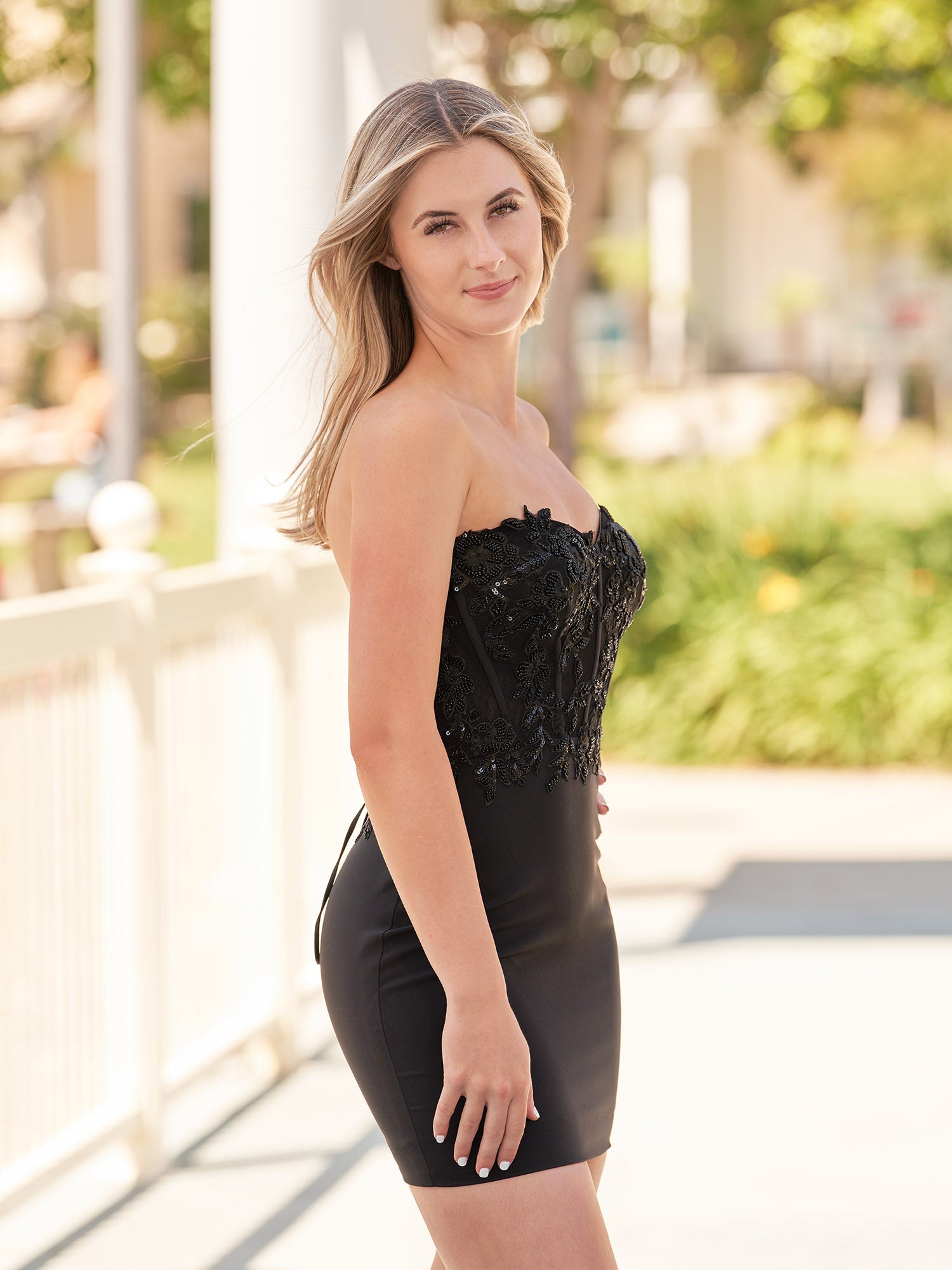 Euline | Sheath Sweetheart Black Tight Beaded Homecoming Dresses