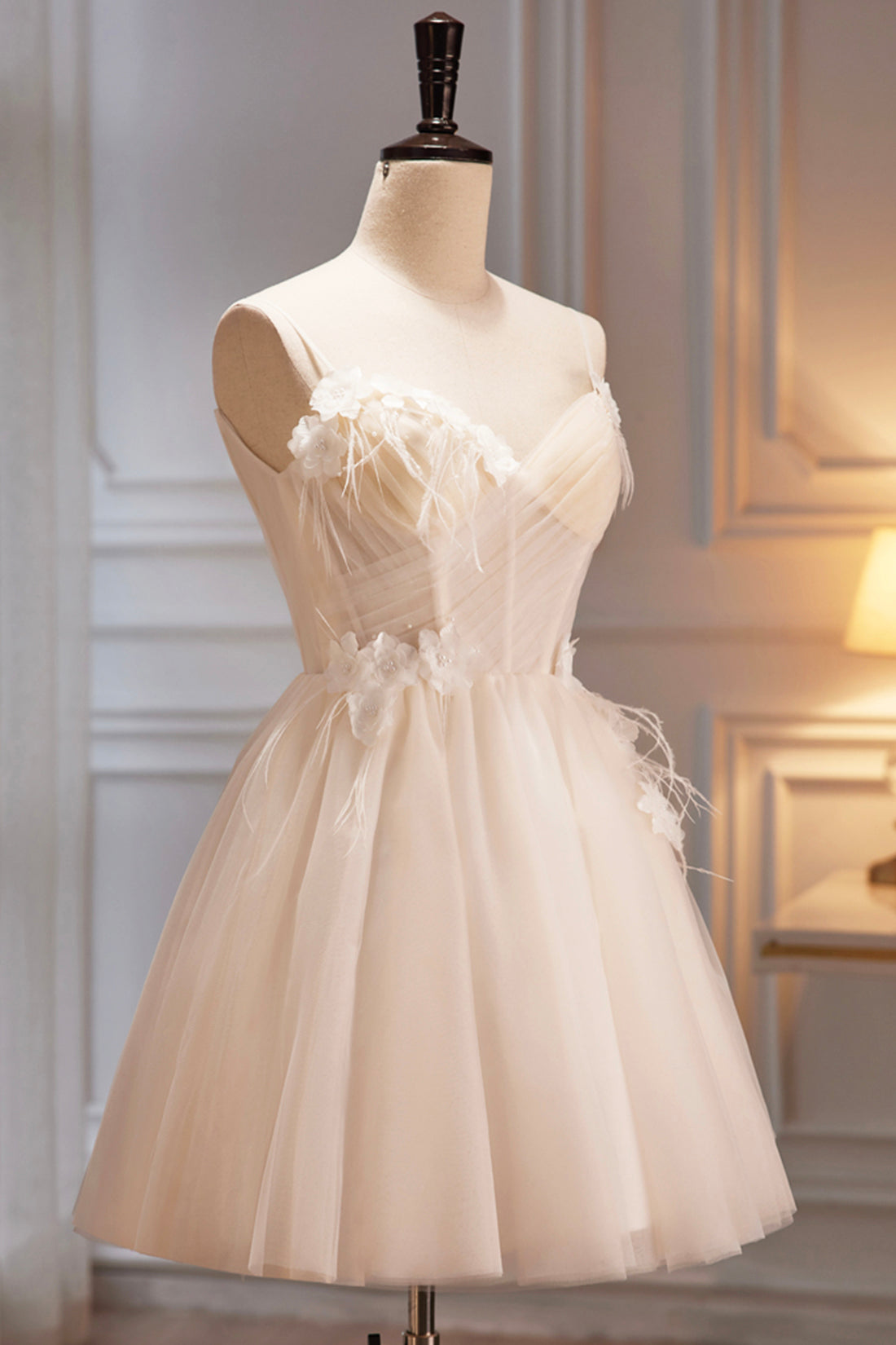 Spaghetti Strap V Neck Tulle Short Prom Dress, Cute Champagne Homecoming Dress